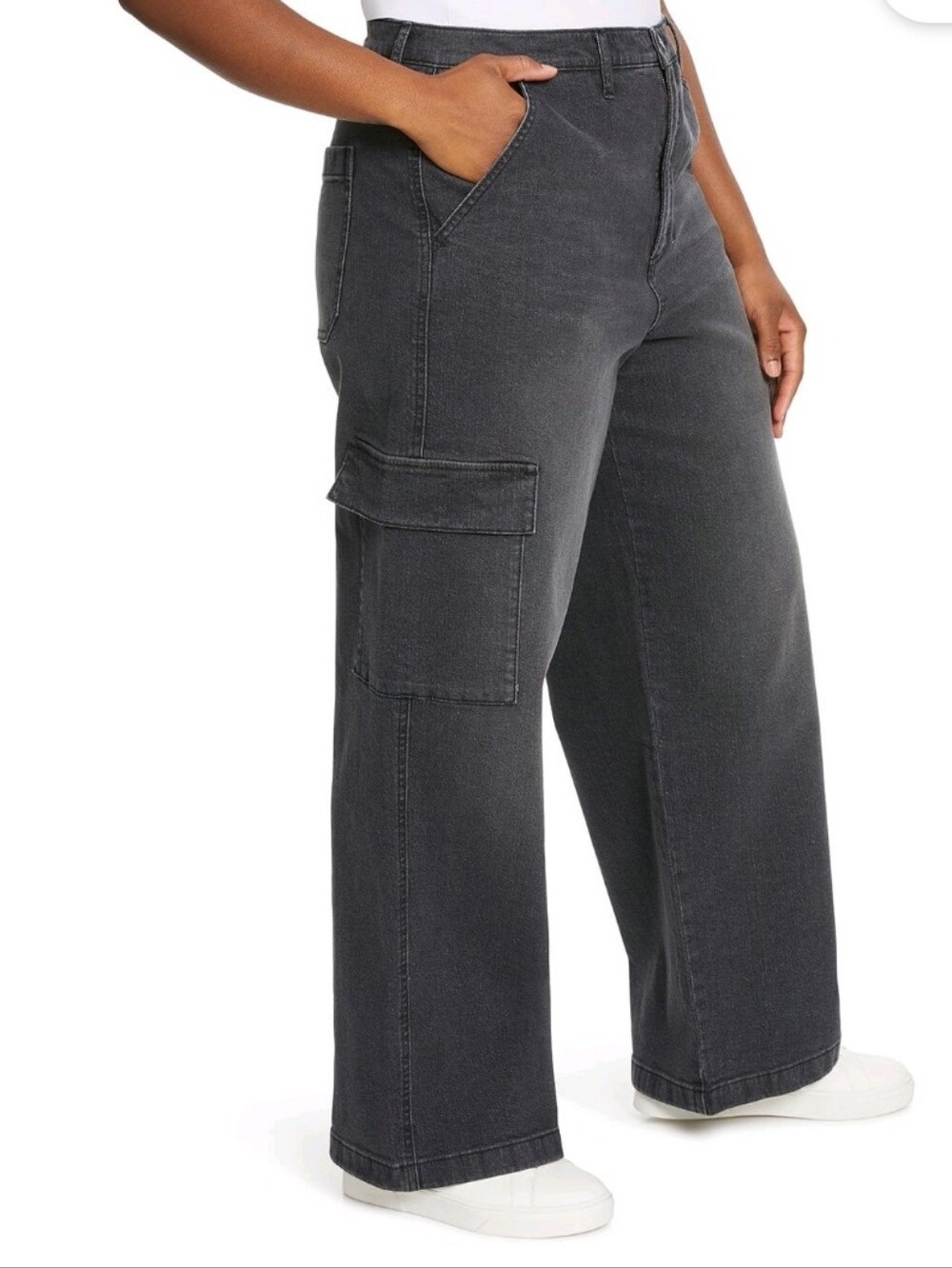 Jessica Simpson Washed Black Cargo Jeans - Picture 2 of 14